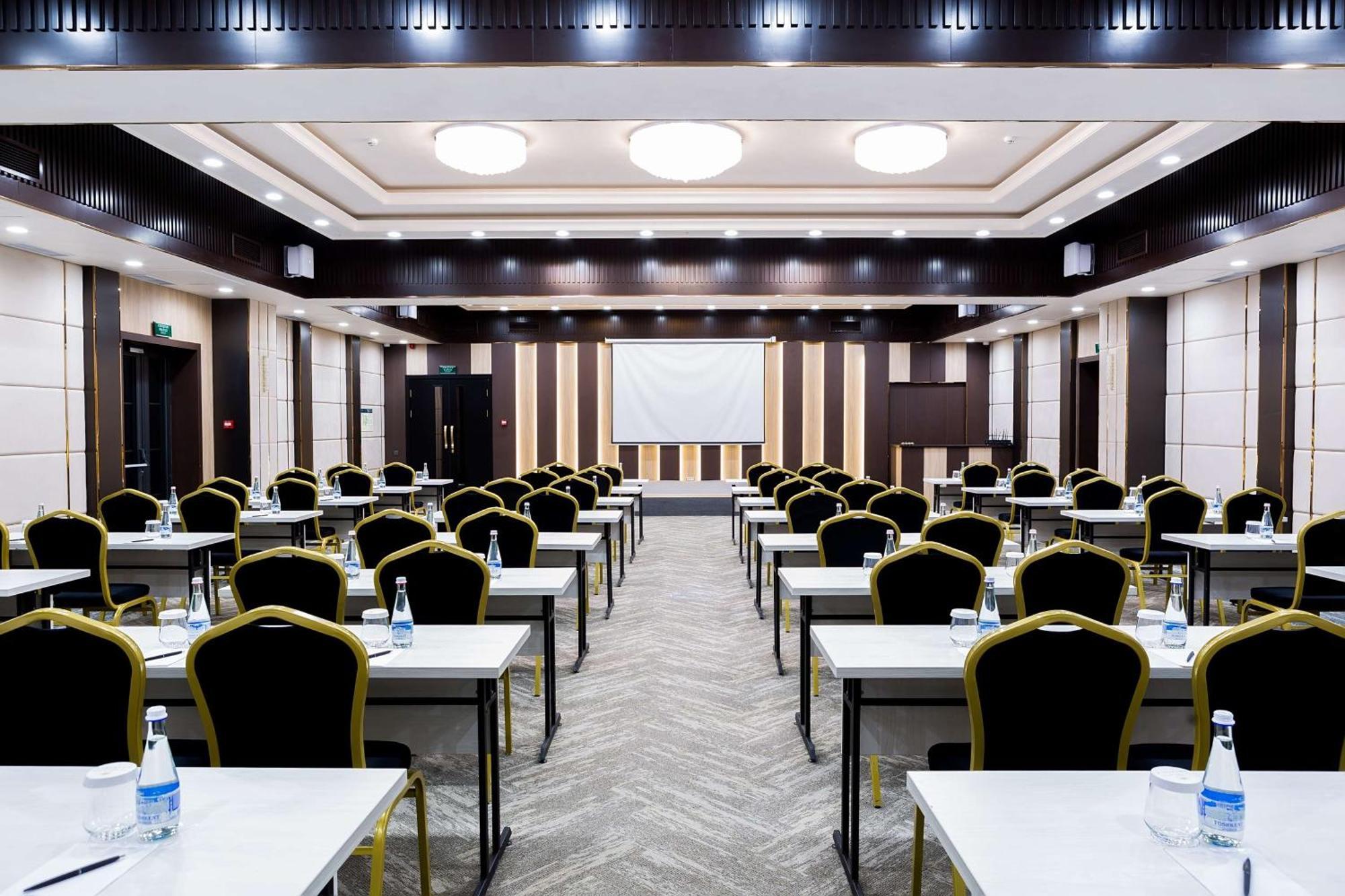 Panarams Tashkent Hotel, A Member Of Radisson Individuals Eksteriør billede