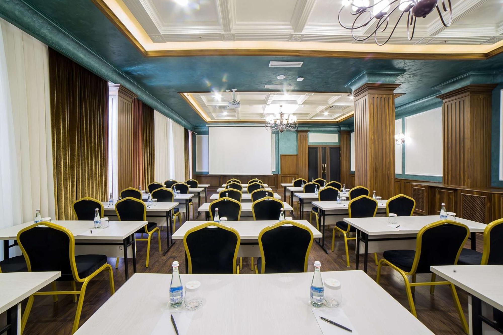 Panarams Tashkent Hotel, A Member Of Radisson Individuals Eksteriør billede