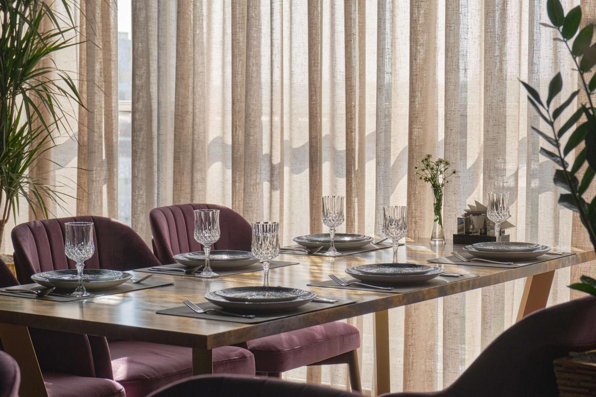 Panarams Tashkent Hotel, A Member Of Radisson Individuals Eksteriør billede