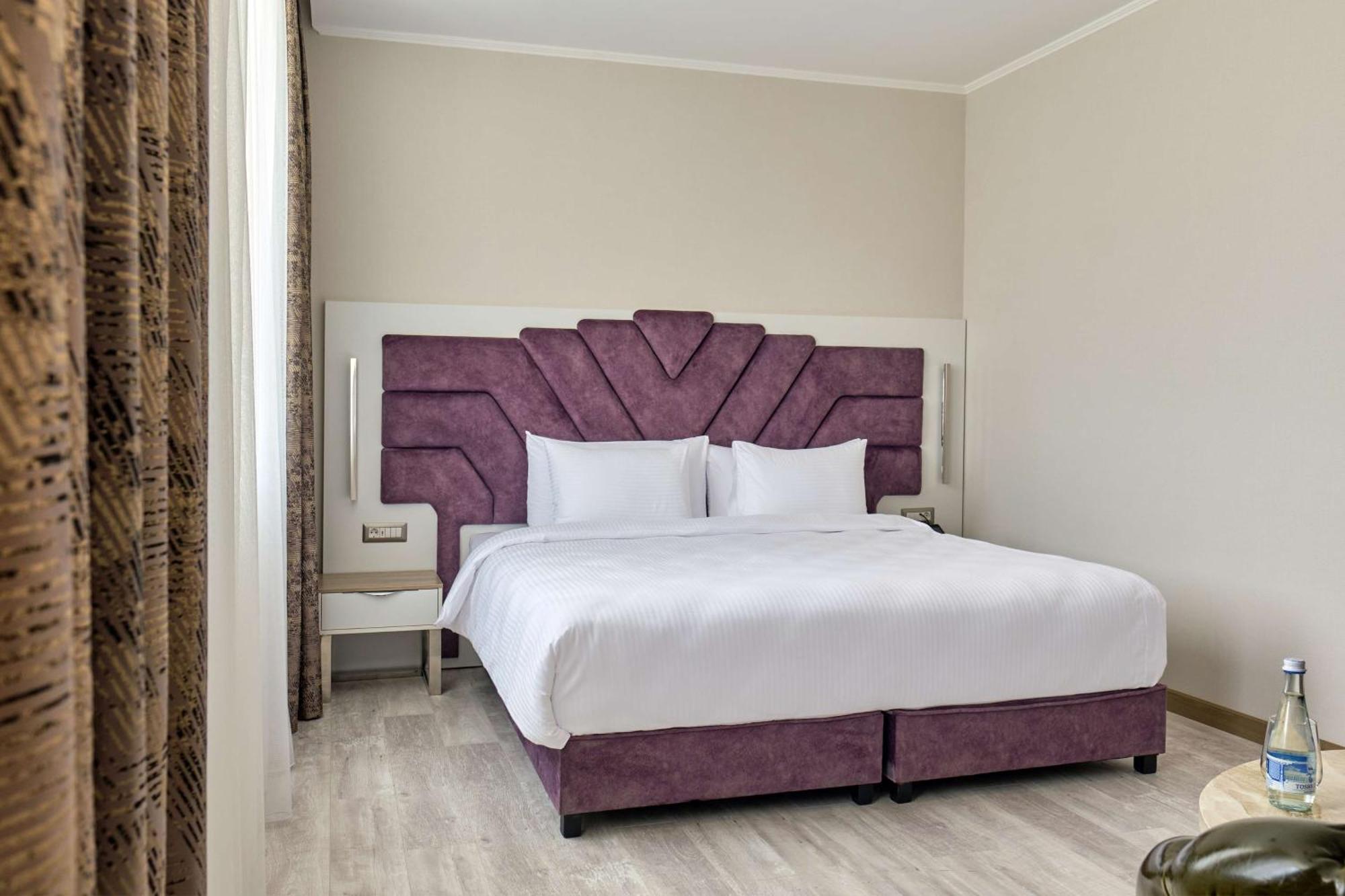 Panarams Tashkent Hotel, A Member Of Radisson Individuals Eksteriør billede