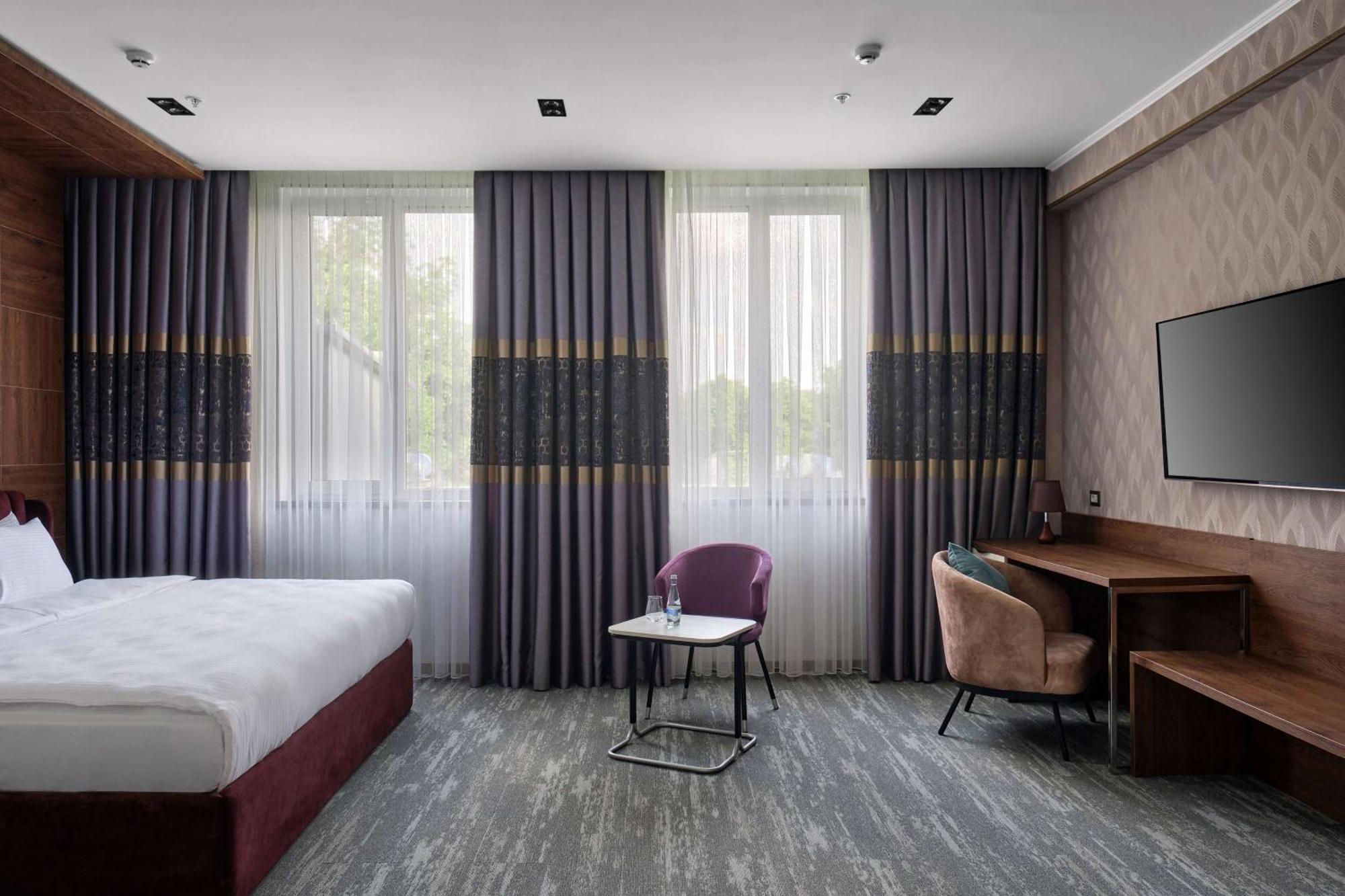 Panarams Tashkent Hotel, A Member Of Radisson Individuals Eksteriør billede